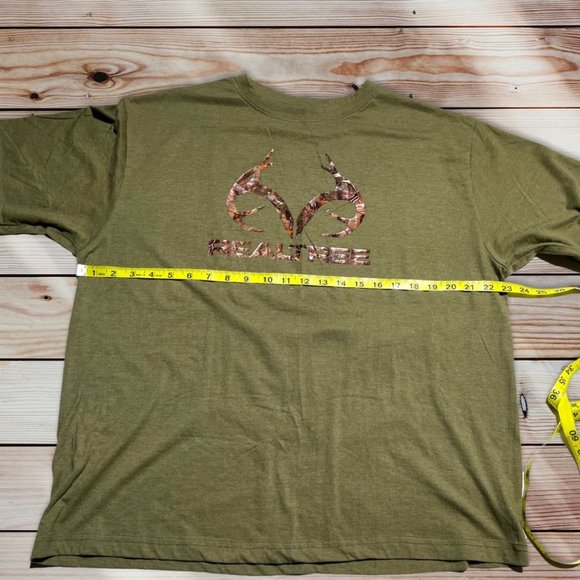 Realtree Green Camo T-Shirt Size Large - Picture 6 of 6